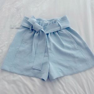 NWT Aritzia Heatwave Blue Paperbag Shorts with Belt